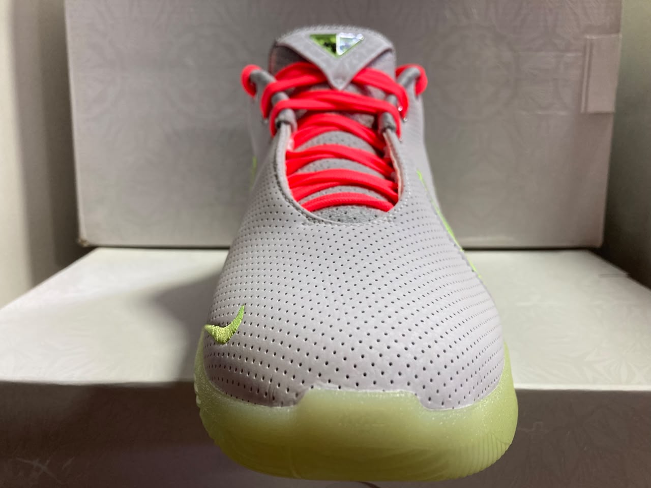 Nike LeBron 22 'Crown Jewel'