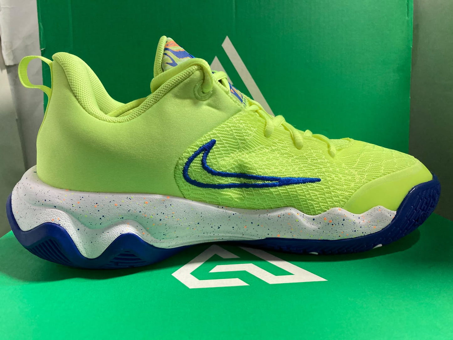 Nike Giannis Immortality 4 SE GS 'Volt Ice'