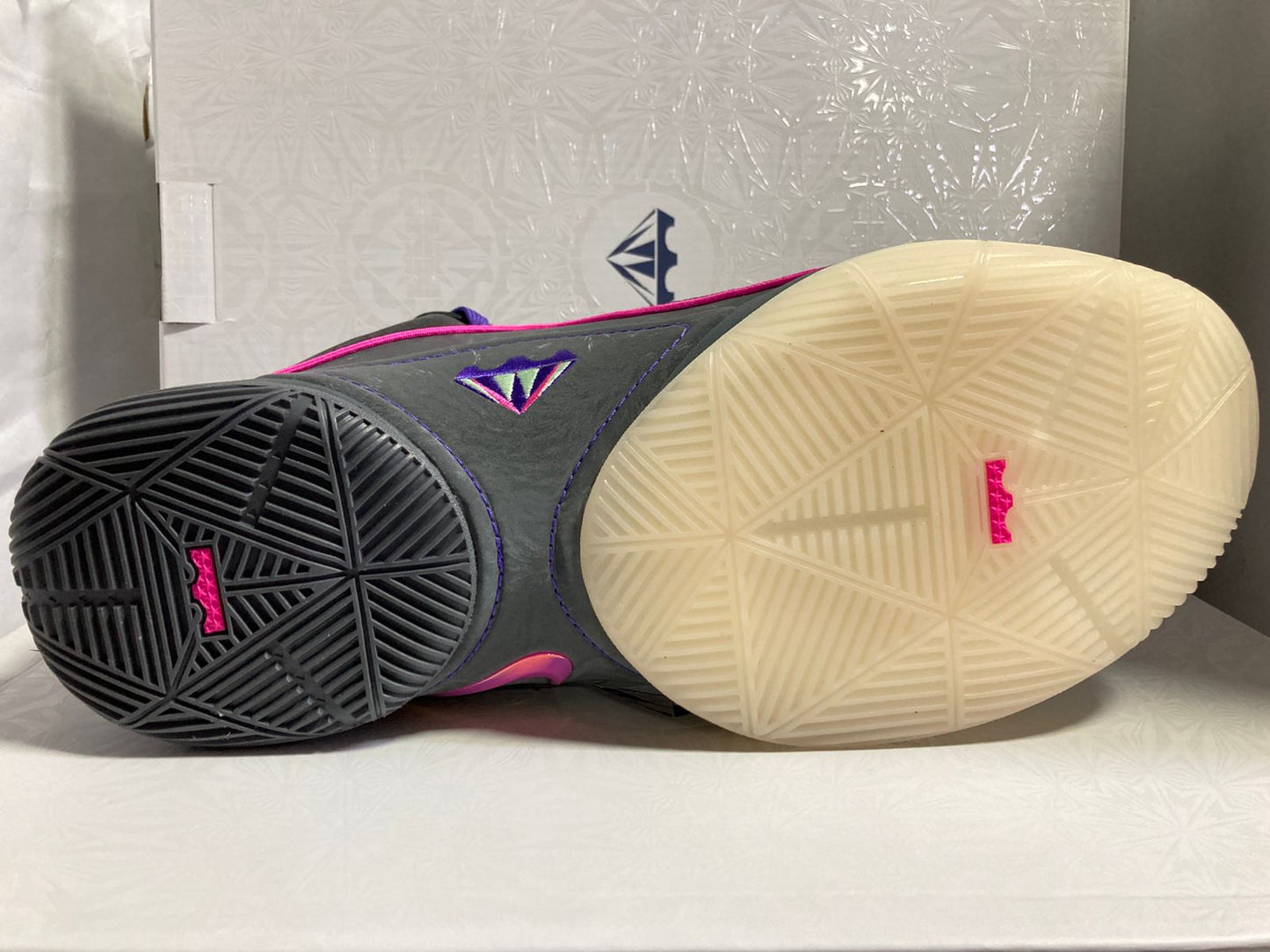 Nike LeBron 22 'Blacklight'