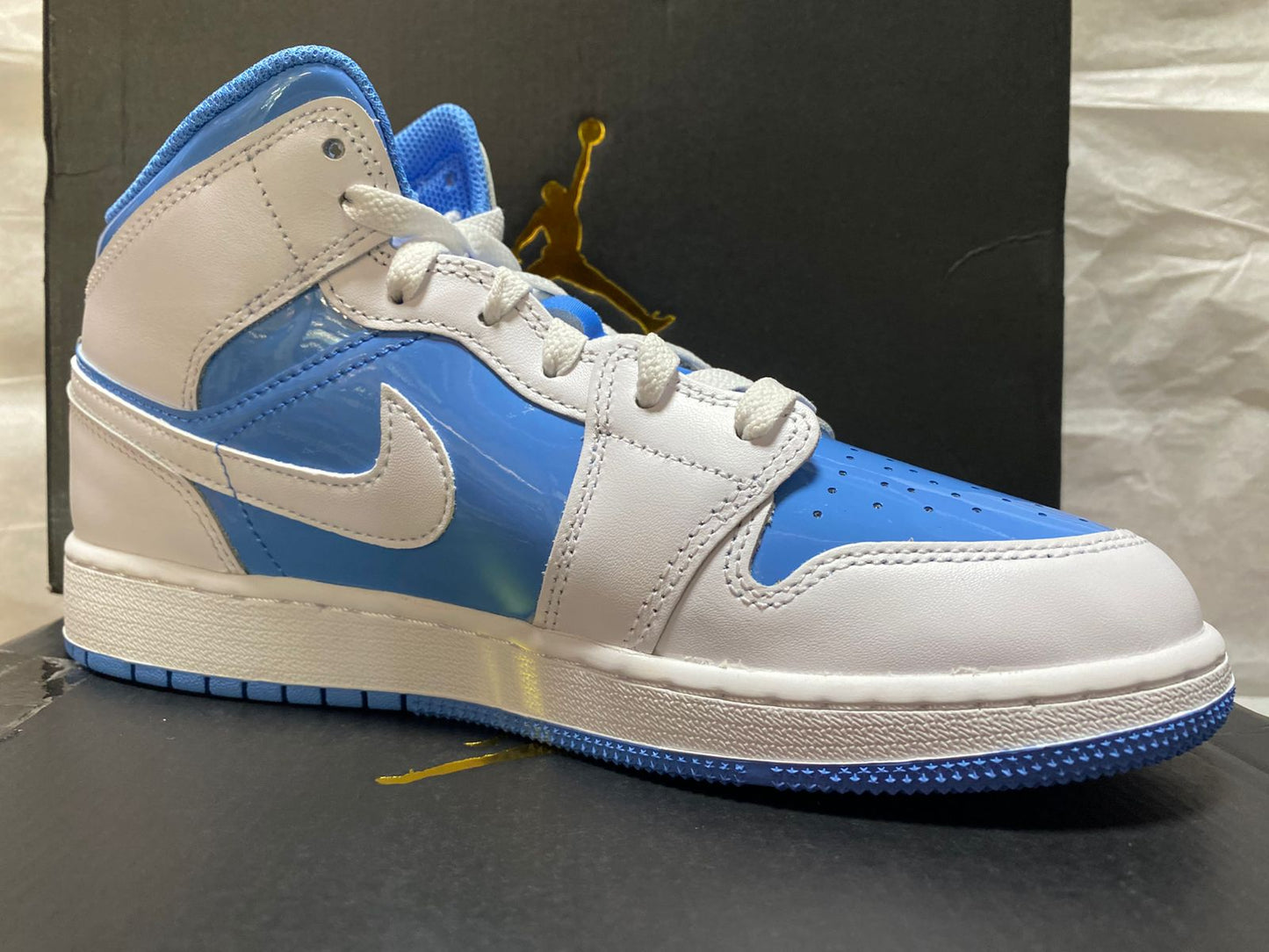 Air Jordan 1 Mid GS 'Legend Blue'