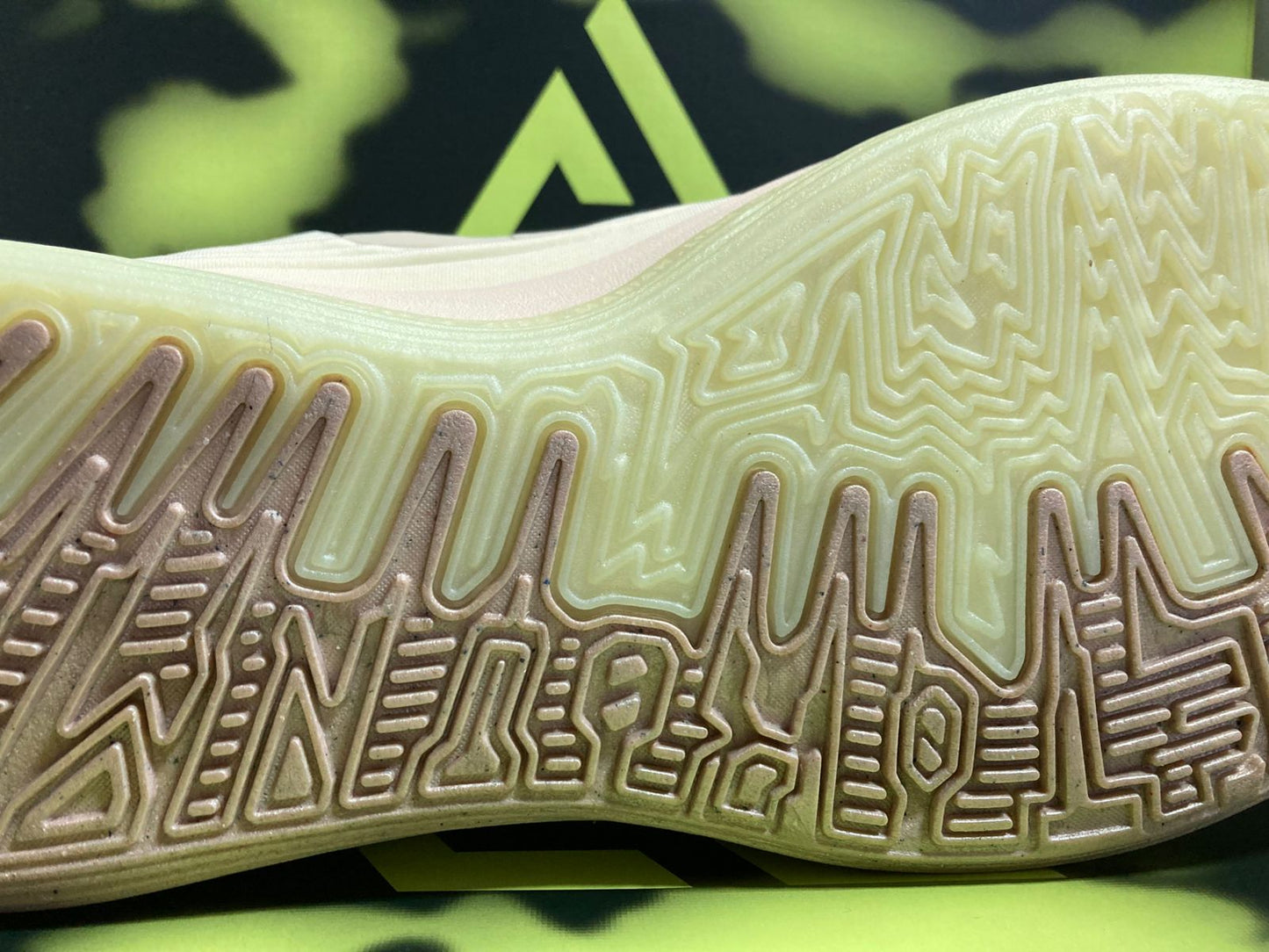 Nike Giannis Freak 7