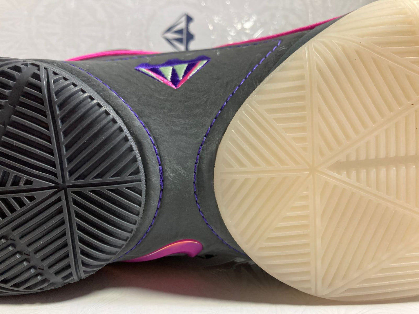 Nike LeBron 22 'Blacklight'