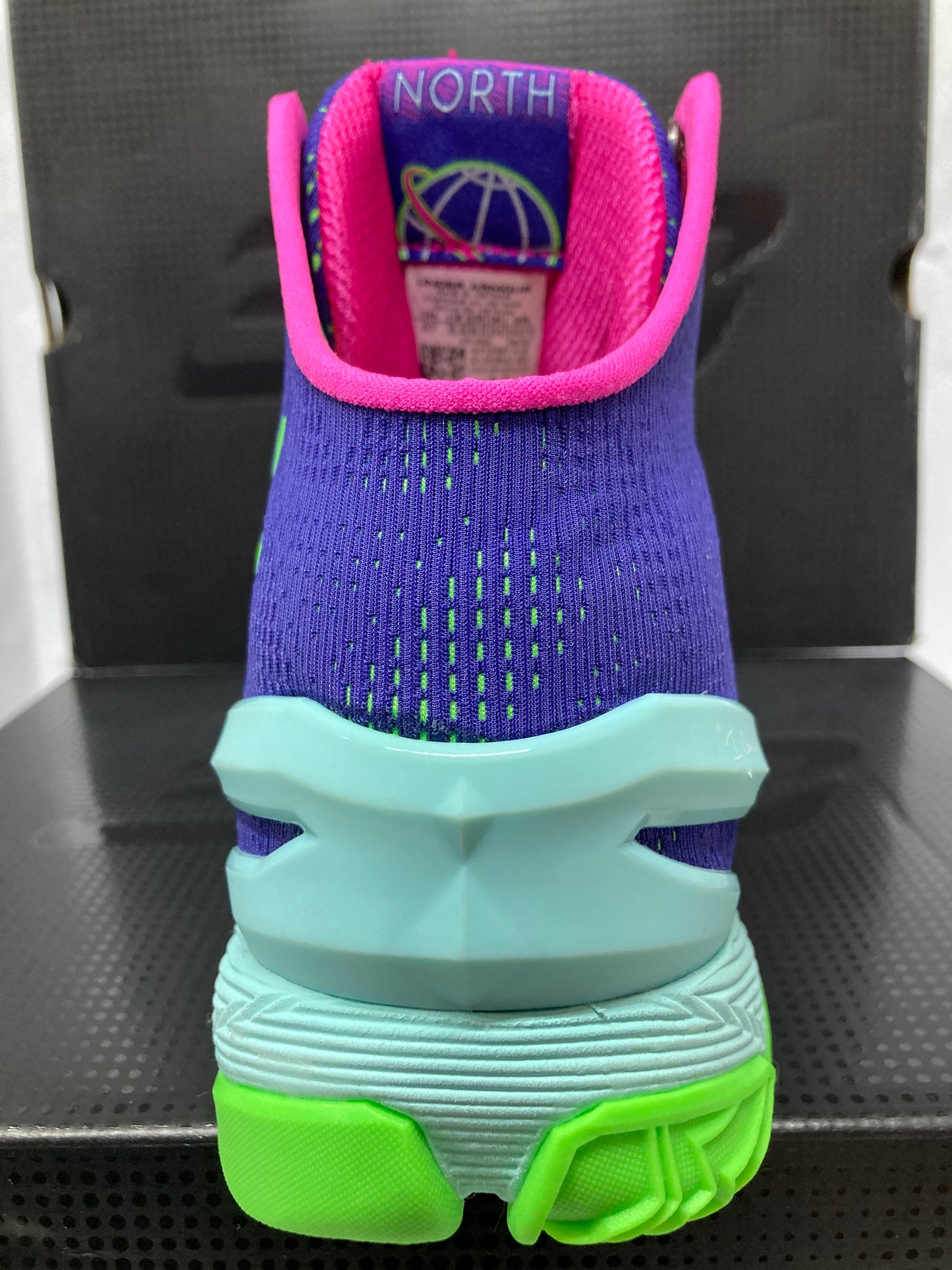 Under Armour  Curry 2 Retro GS 'Northern Lights' 2022