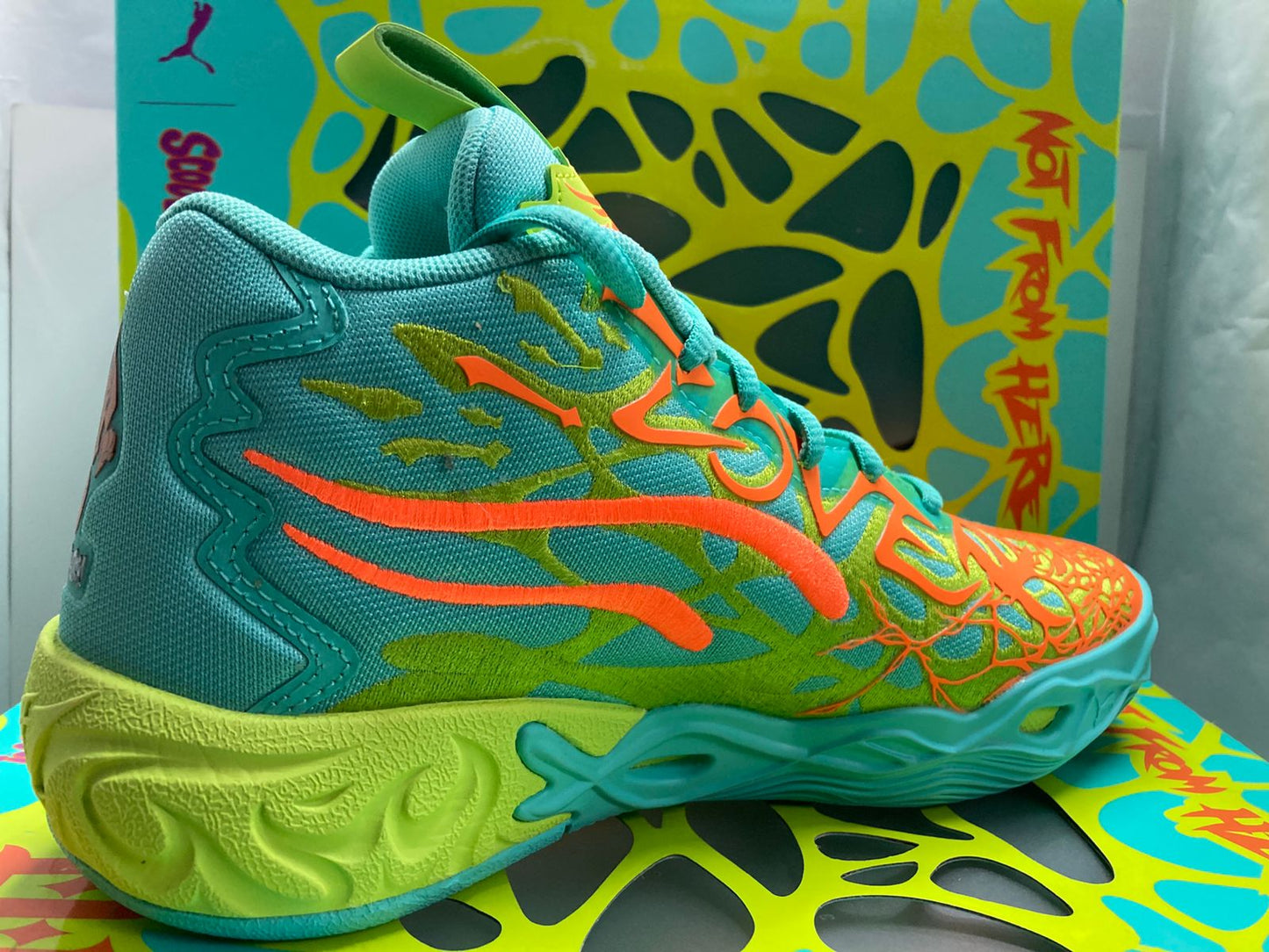 Puma MB. 04 x Scooby-Doo 'Mystery Machine'