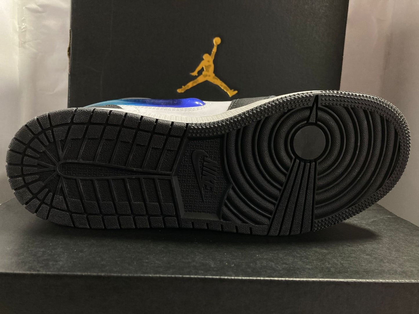 Air Jordan 1 Mid SE GS 'Formula 23 Pack'