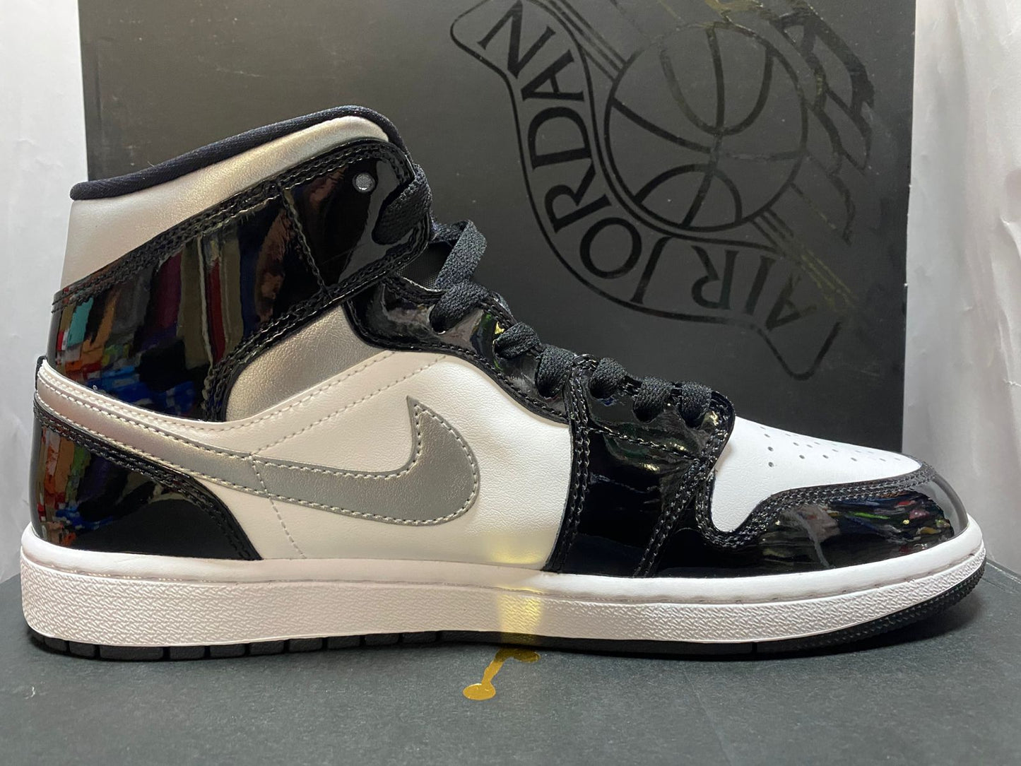 Nike Air Jordan 1 Mid SE 'Black White Metallic Silver'