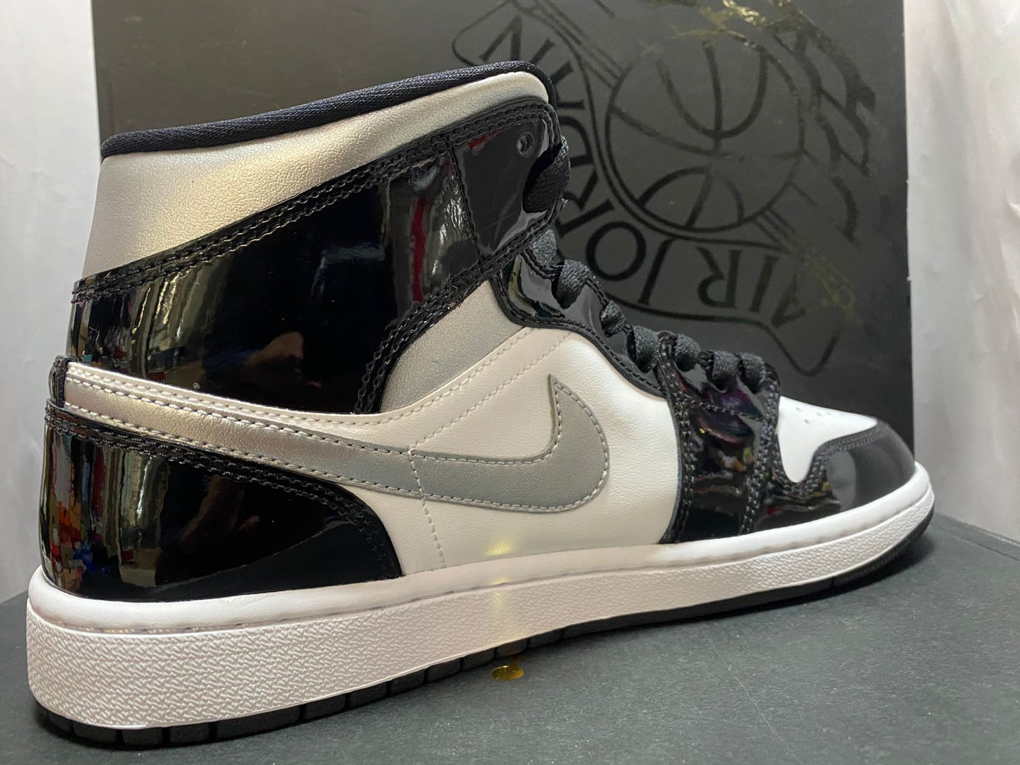 Nike Air Jordan 1 Mid SE 'Black White Metallic Silver'