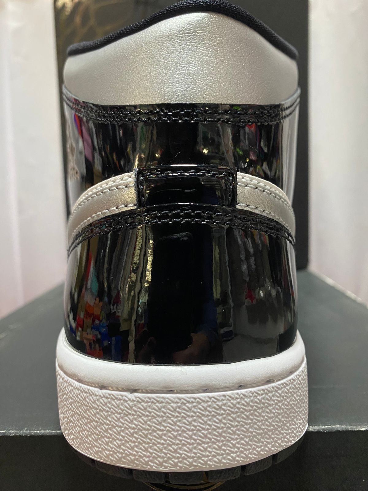 Nike Air Jordan 1 Mid SE 'Black White Metallic Silver'