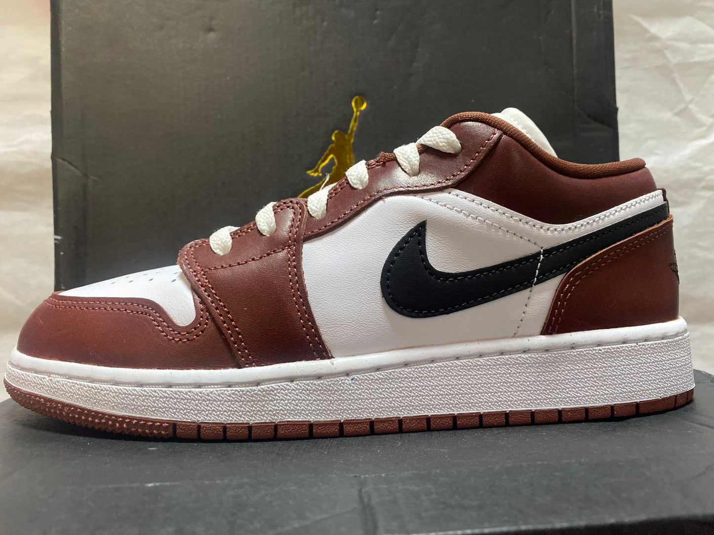 Air Jordan 1 Low GS 'Dark Pony'