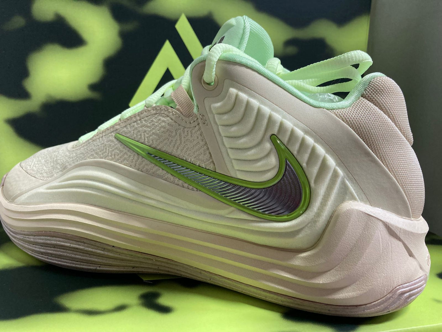 Nike Giannis Freak 7