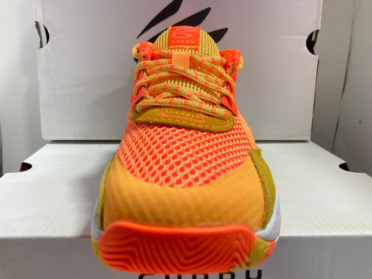 Under Armour  Youth Curry