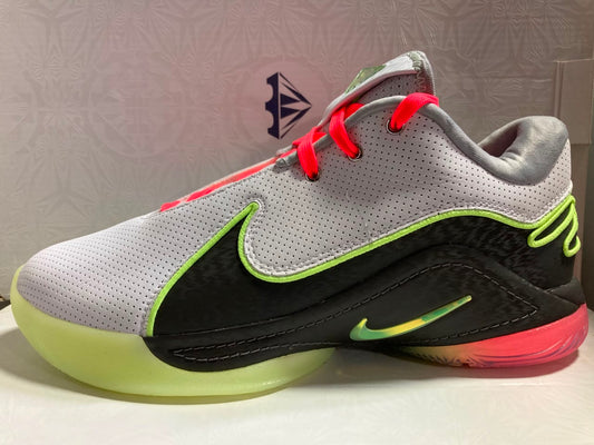 Nike LeBron 22 'Crown Jewel'