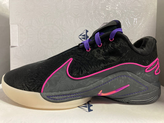 Nike LeBron 22 'Blacklight'