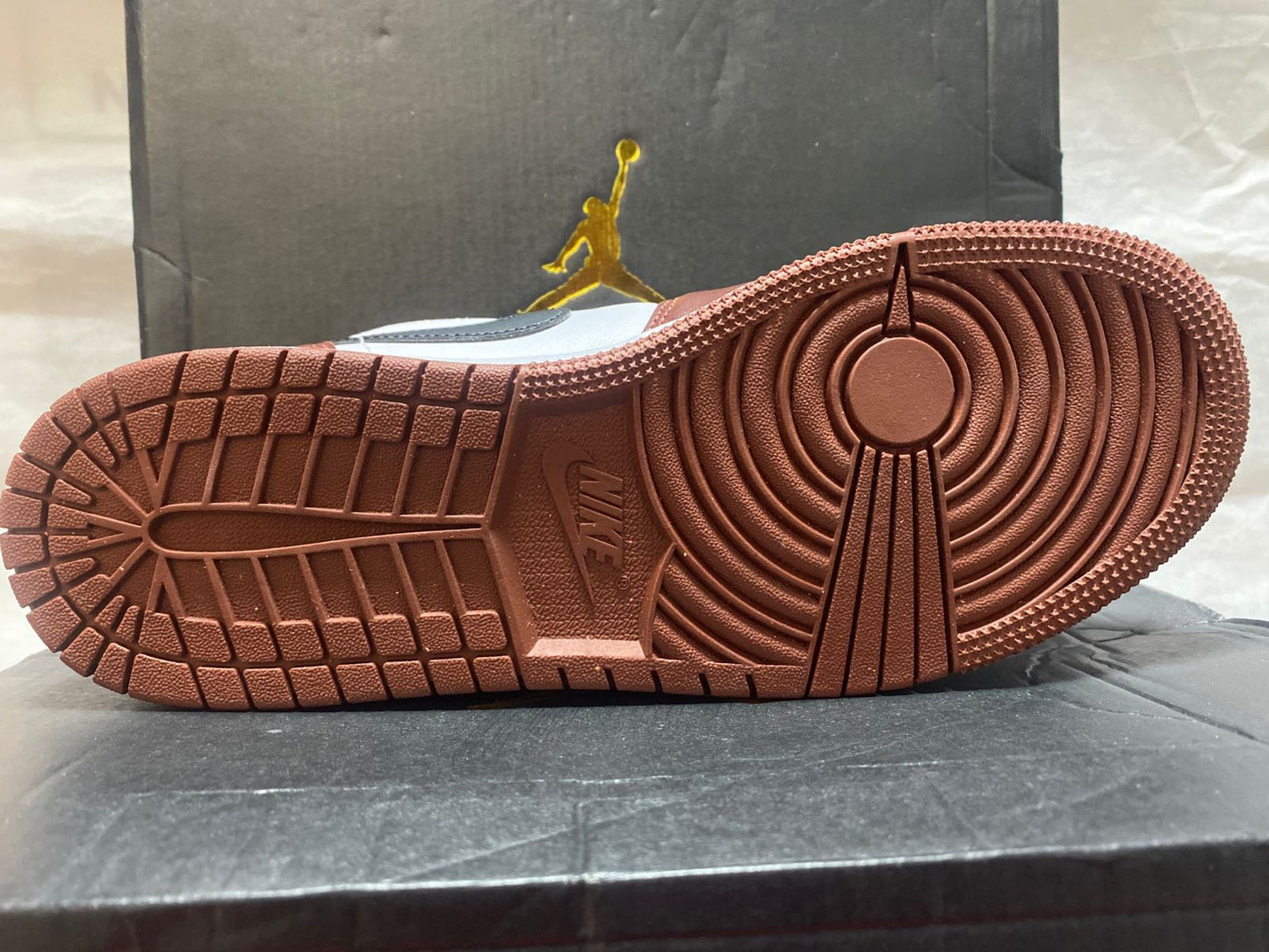 Air Jordan 1 Low GS 'Dark Pony'