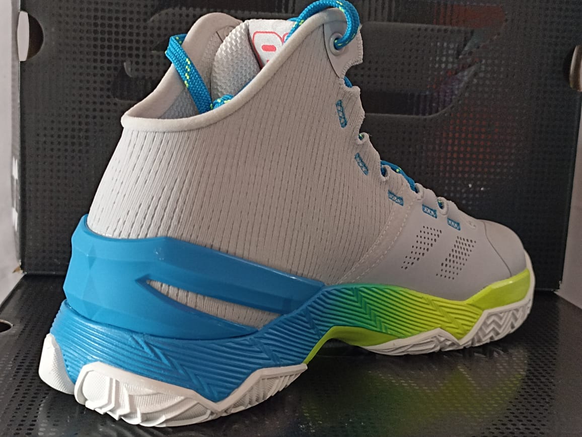 Undev Armour Curry 2 Retro GS 'Splash Party'