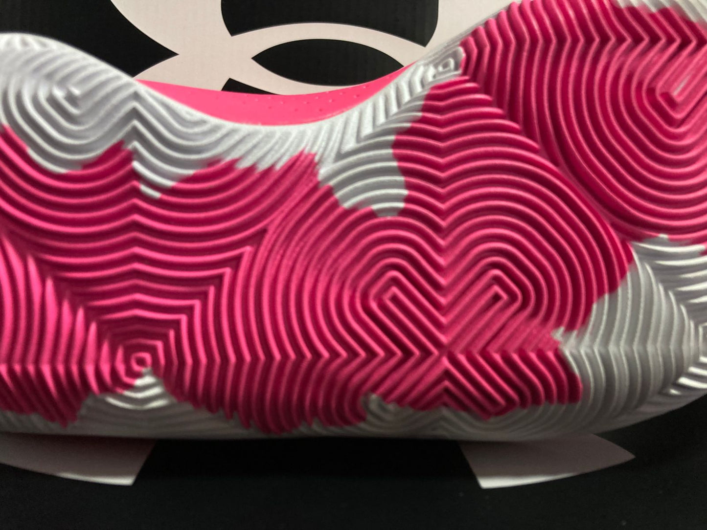 Under Armour  (Gs) jet  25