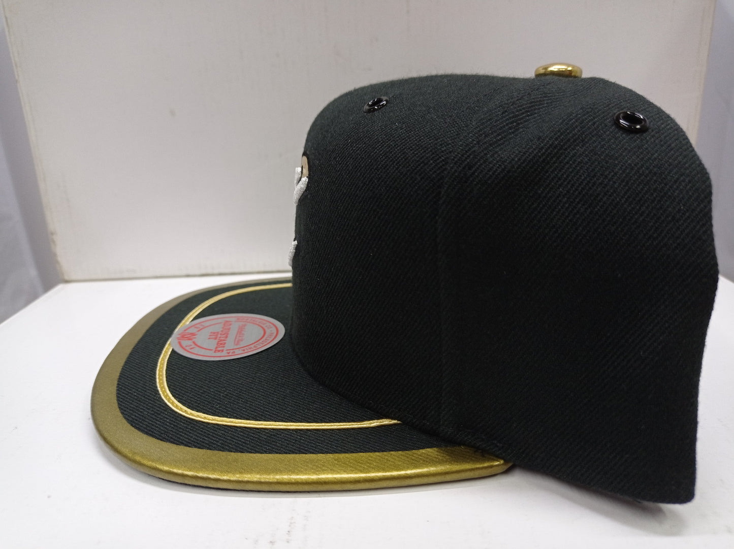 Gorra Mitchell & Ness Cleveland Cavaliers Soutache