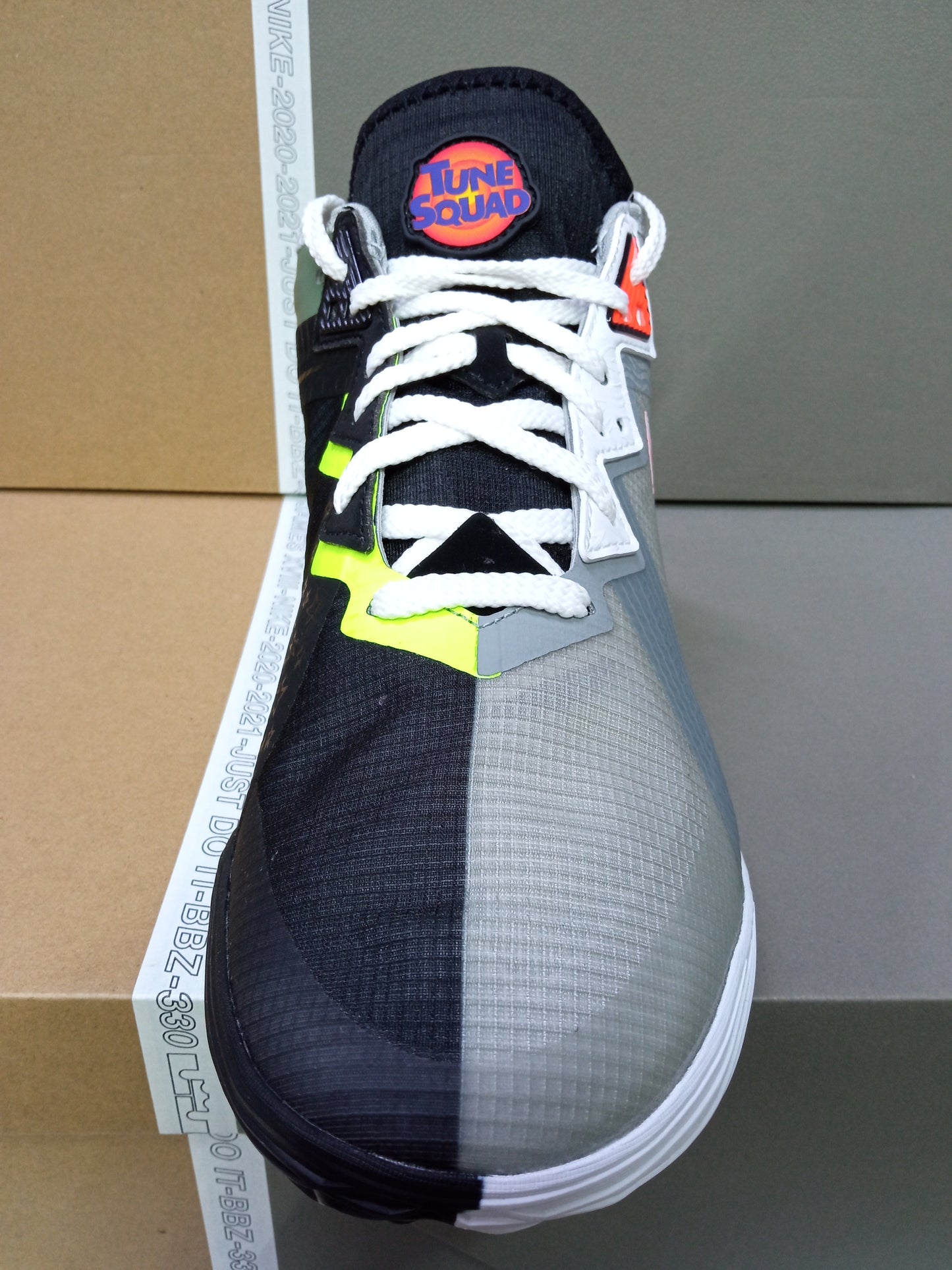 Nike lebron 18 low white online