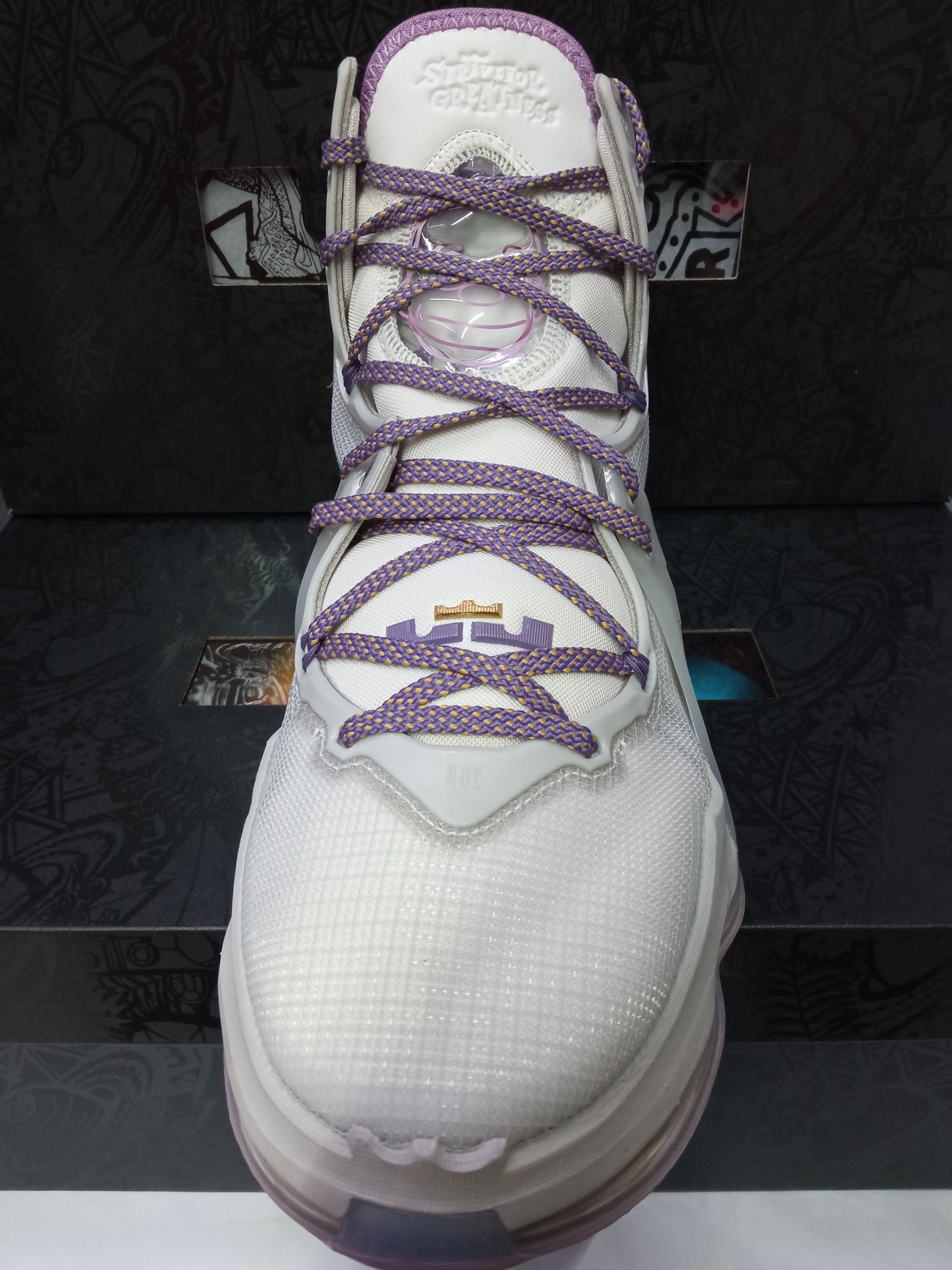 Nike LeBron 19 ''The Cast''