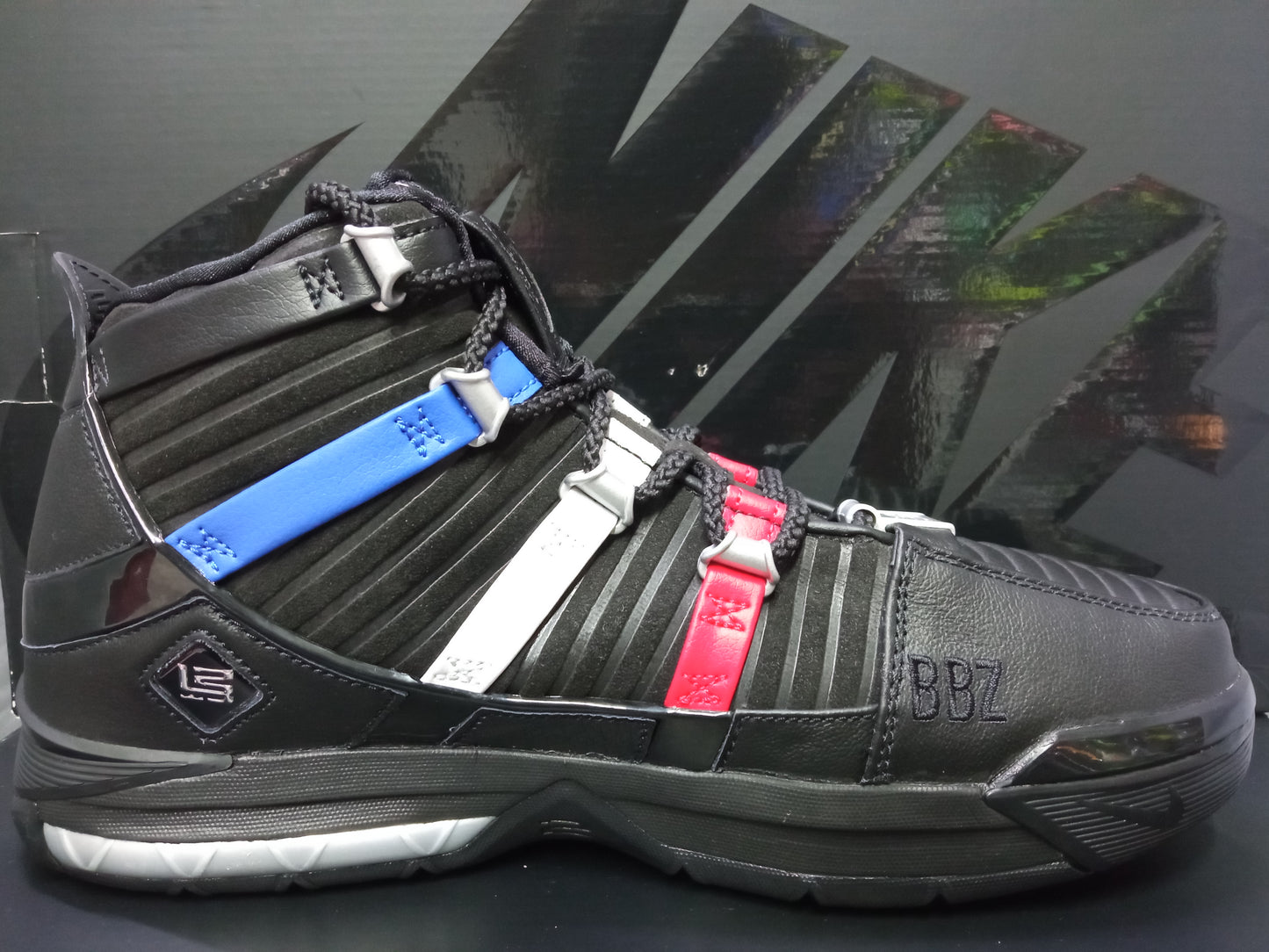 Nike Zoom LeBron 3 Retro Barbershop