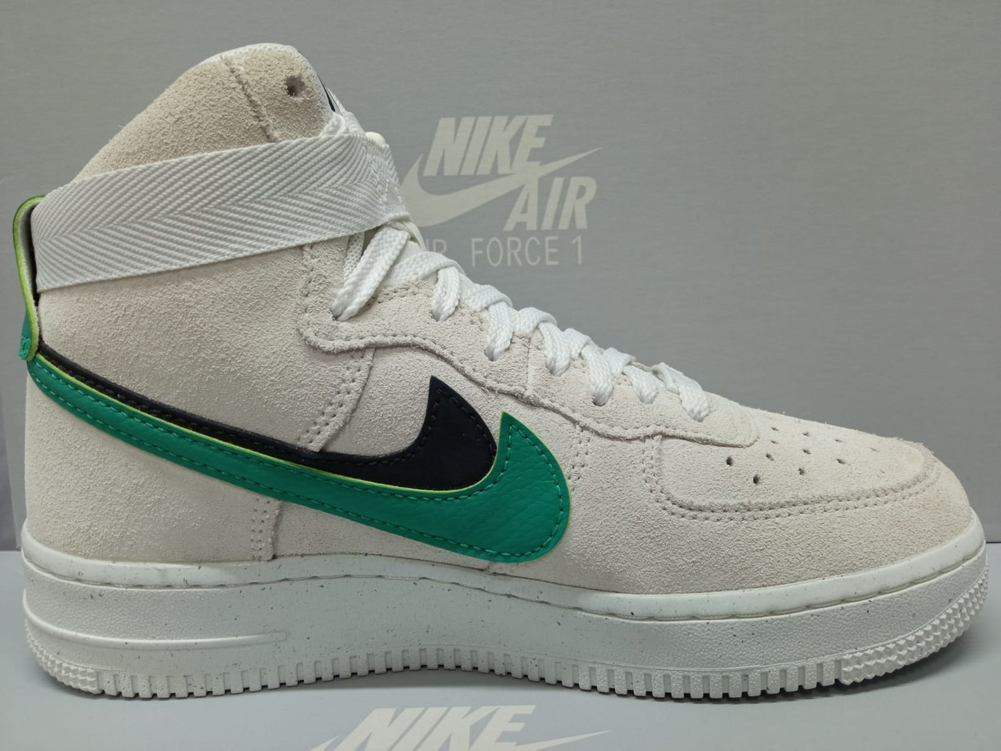 Green high top air forces hotsell